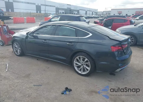 2022 Audi A5 Sportback Premium Plus 40 Tfsi Quattro S Tronic z USA, uszkodzony, nr VIN WAUCBCF52NA030028